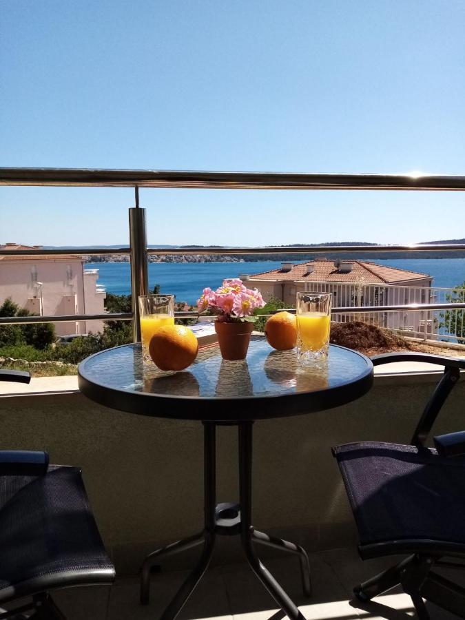 Apartman Mikola With Sea View Трогир Экстерьер фото