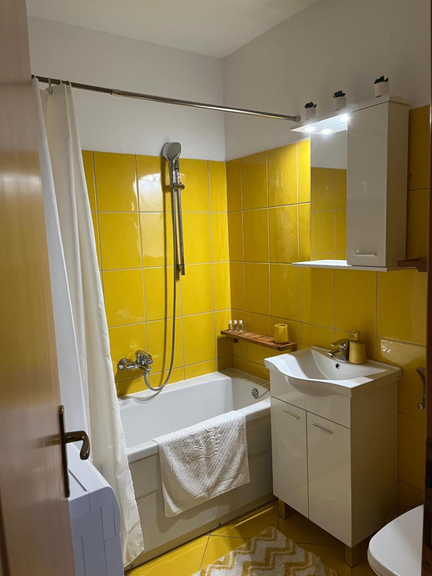 Apartman Mikola With Sea View Трогир Экстерьер фото